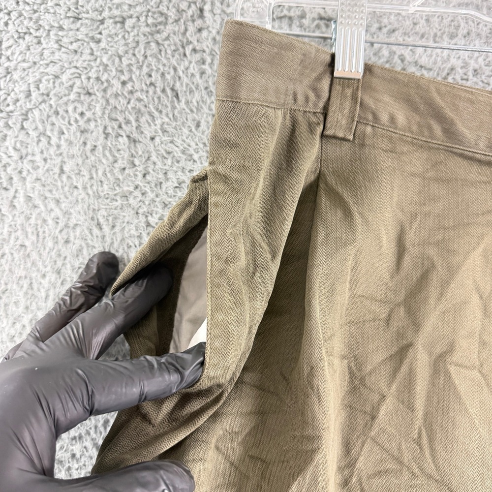 Tommy Bahama Herringbone Cargo Shorts Mens 35 Brown‎ Pleated Utility Outdoor - Picture 2 of 13